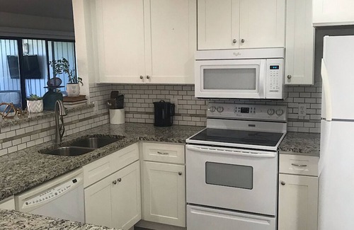 Miramar Beach Cottage | Sandpipers Port- Stylish Condo on golf course/Sandestin Resort