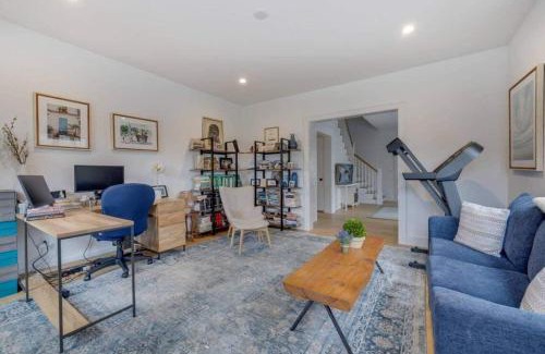 Silver Beach House | Sandpoint by Rove Travel Modern 5BR Family Home with Pool
