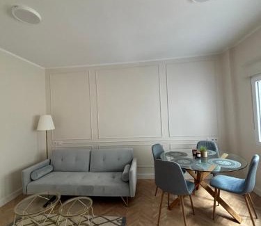 Las Campas y San Claudio Apartment | Sandra's Luxury Home