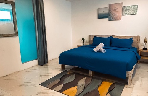 Thulusdhoo Island Hotel | Sands Exotic Hotel & Spa