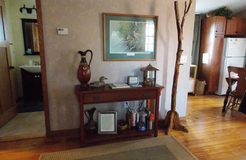 Leland Cabin | Sandwood Cottage on WI River-Huge Weekly and Monthly Discounts!