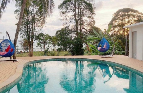 Patong House | ⭐Sandy Bloom Villa 10BR Sleeps 20w/Pool &Breakfast