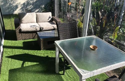 New Brighton House | Sandy Feet Accommodation