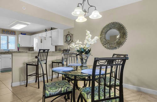 Ono Island Condo | Sandy Key 524: 2 BR/2 BA Gulf Front Condo in Perdido Key, FL Sleeps 6