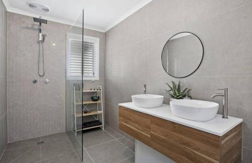 Apollo Bay House | Sandy Retreat at Apollo Bay