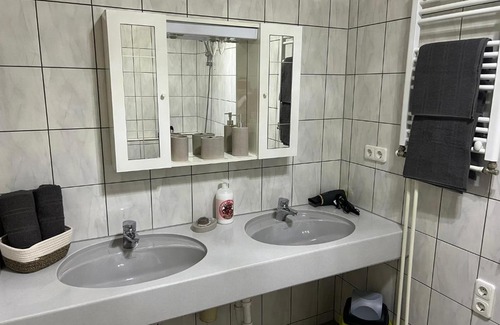 Tragoß-Sankt Katharein Apartment | Sandys Ferienwohnung im Grünen
