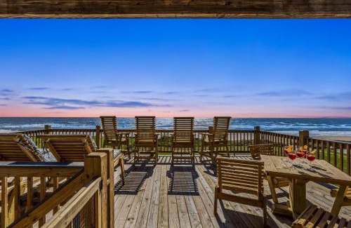 Port Bolivar House | Sangria Sunset by BV! NEW Beachfront 5BR, Sleeps 18, Multiple Decks!