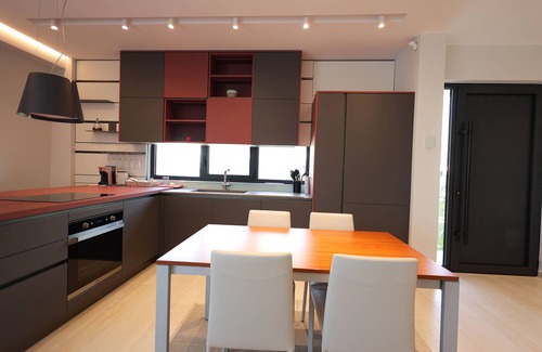 Ishem Resort | Sanpietro Vacation Rentals