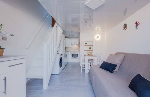 Le Barcares House | Santa Barbara by Interhome