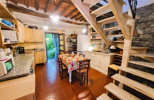 Barga Villa | Santa Maria, Barga, Private Pool, WIFI, sleeping 6+1