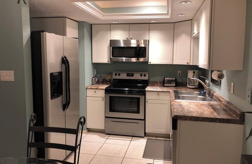 Park East House | Sarasota 2 Bedroom Villa Bungalow