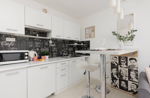 Saska Kepa Apartment | Saska 68 | Modern Studio | SmartTV