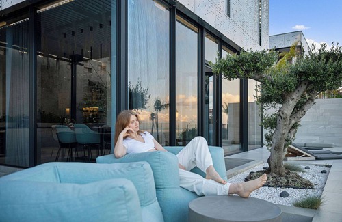 Tabua Villa | Saudade Residence - Futuristic Ultra Luxury Ocean Zen Retreat - Award Winning