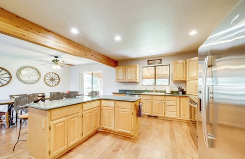 Star Valley Cottage | Sauna, Deck & Fire Pit: 'rocking Horse Ranch'