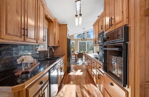 Conifer Mountain and Meadows House | Sauna, Hot Tub & Marvelous Views