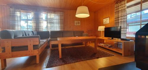 Lofsdalen House | Sauna | Wi-Fi | Terrace | Wood stove | Cable TV