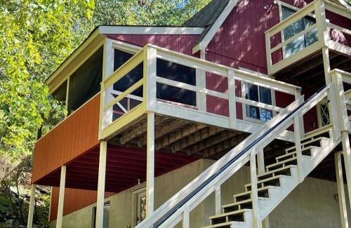Bushkill Ski Chalet | Saw Creek Cabin - Regent Hilltop