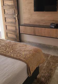 Jwaneng House | Sawa Sawa Lodge
