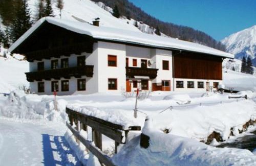 Schmirn Apartment | Saxerhof