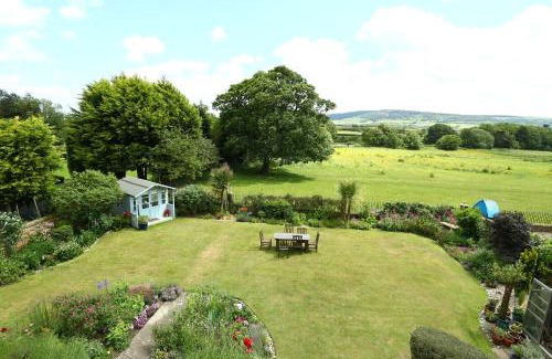 Fylingthorpe House | Saxon Villa