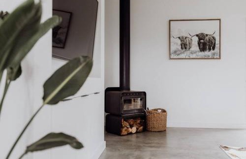 Stieglitz House | Scandi at Stieglitz Sleeps 6 Modern & Stylish
