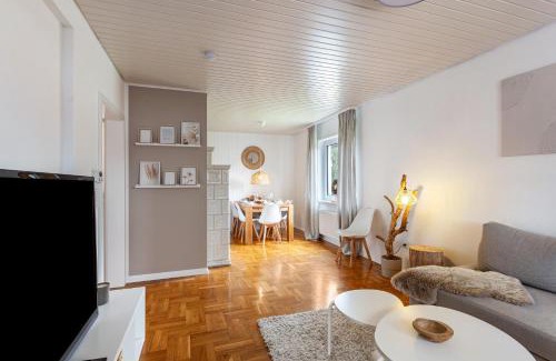 Schloss Holte-Stukenbrock Apartment | Scandinavian