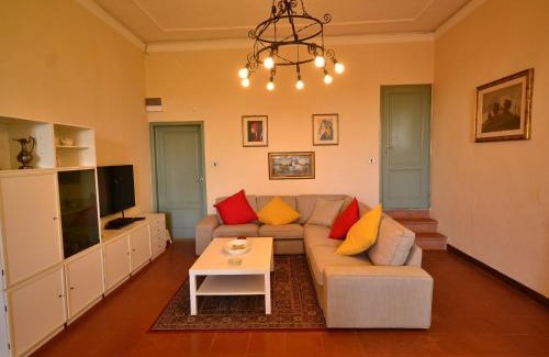 Montefiridolfi House | Scenic Escape in the Chianti