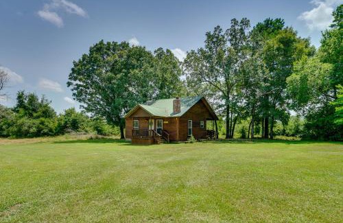 Octavia Apartment | Scenic Oklahoma Studio Cabin on 80 Acres with Views!