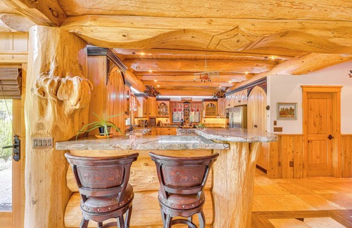 Payson Cabin | Scenic Payson Cabin w/Wraparound Patio