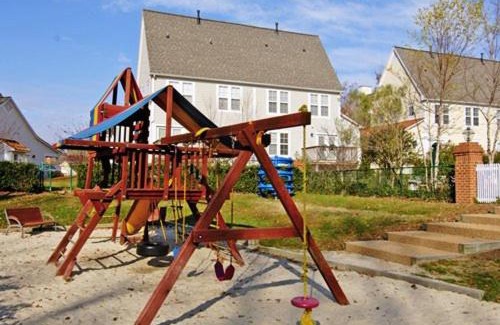 Lackey Apartment | Scenic Vacation Resort Properties in Historic Williamsburg