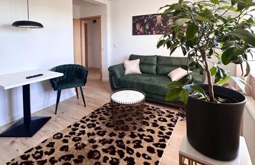 Rablinghausen Apartment | Schön gelegene und gemütliche Ferienwohnung am Weserufer