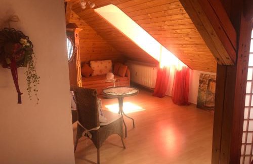 Deggendorf Apartment | Schöne Ferienwohnung in Bahnhofsnähe für Urlaub, Studium oder Arbeit