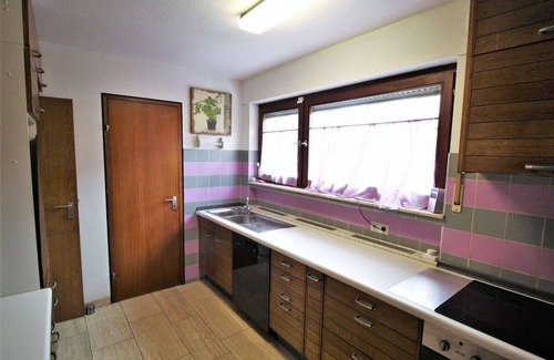 Ingersheim House | Schöne, Große Wohnung mit Parkplatz und Terasse