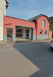 Untermaubach Apartment | Schönes und barrierefreies Loft in Kreuzau