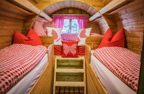 Innertkirchen House | Schlafen im Fass - Schlaffass - Abenteuer - Romantik - Haslifass