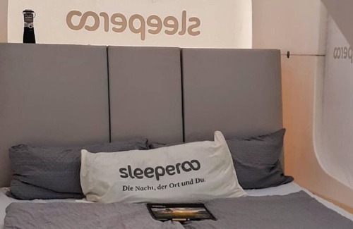 Nordholz Cabin | Schlafen zwischen Flugzeugen-Indoor Cube