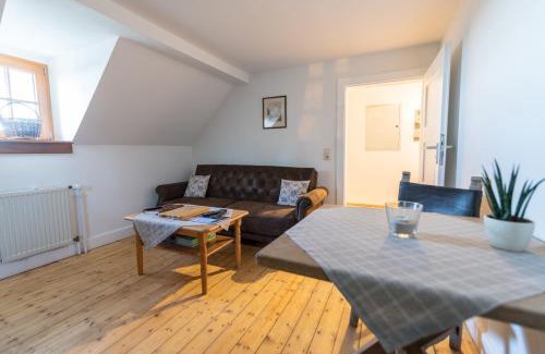 Bensheim Apartment | Schloß Auerbach Kleine Ferienwohnung