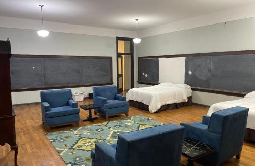 Canton Apartment | School of Fame