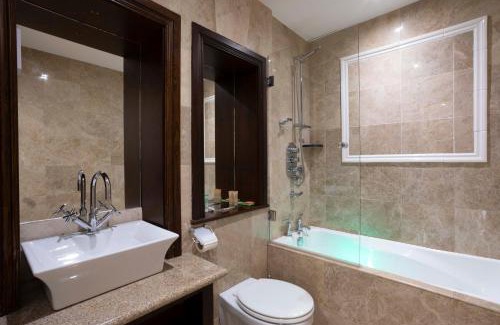 Schull Hotel | Schull Harbour Hotel & Leisure Centre