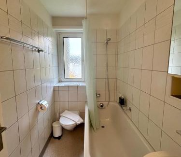 Seebach Apartment | Schwandenwiesen 26, 8052 Zurich Switzerland