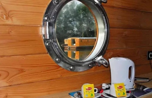 Molinet Cabin | Schwimmende Hütte in Anchorage 2 Zimmer 2/5 Personen