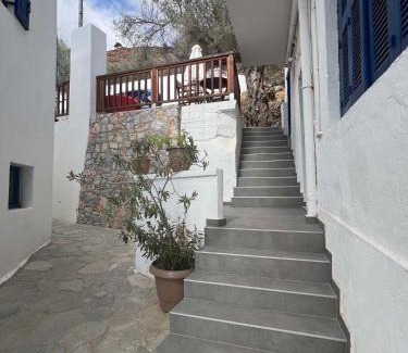Loutro House | Scirocco Rooms