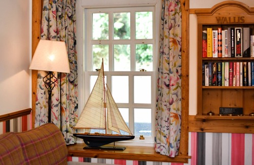 Carradale Cottage | Scottish cottage close to the sea, traditional box bed style, sleeps 2