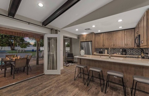 Shea North Estates House | Scottsdale FREE Heated Pool & Private Pickle Ball