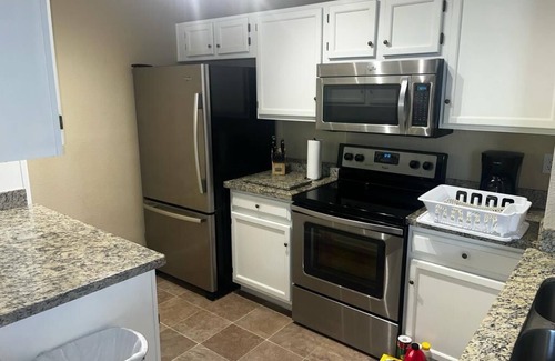Raskin Estates Condo | Scottsdale - Popular area.close to golf, shops, dining, hiking.