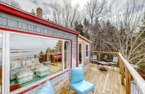 Sebasco House | Sea Bell Retreat
