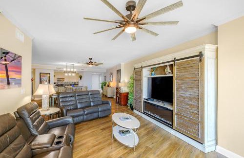 Biloxi House | Sea Breeze 1011 Penthouse