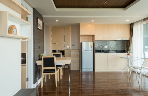 Tha Thaewawong Apartment | Sea Breeze 614@Sriracha Chonburi