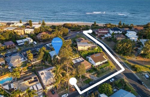 Forresters Beach House | Sea Breeze