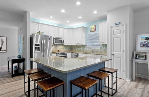 Clipper Cove House | Sea Breeze Cottage - Crystal Beach Cottages, Destin, Community Pool, Near Beach!